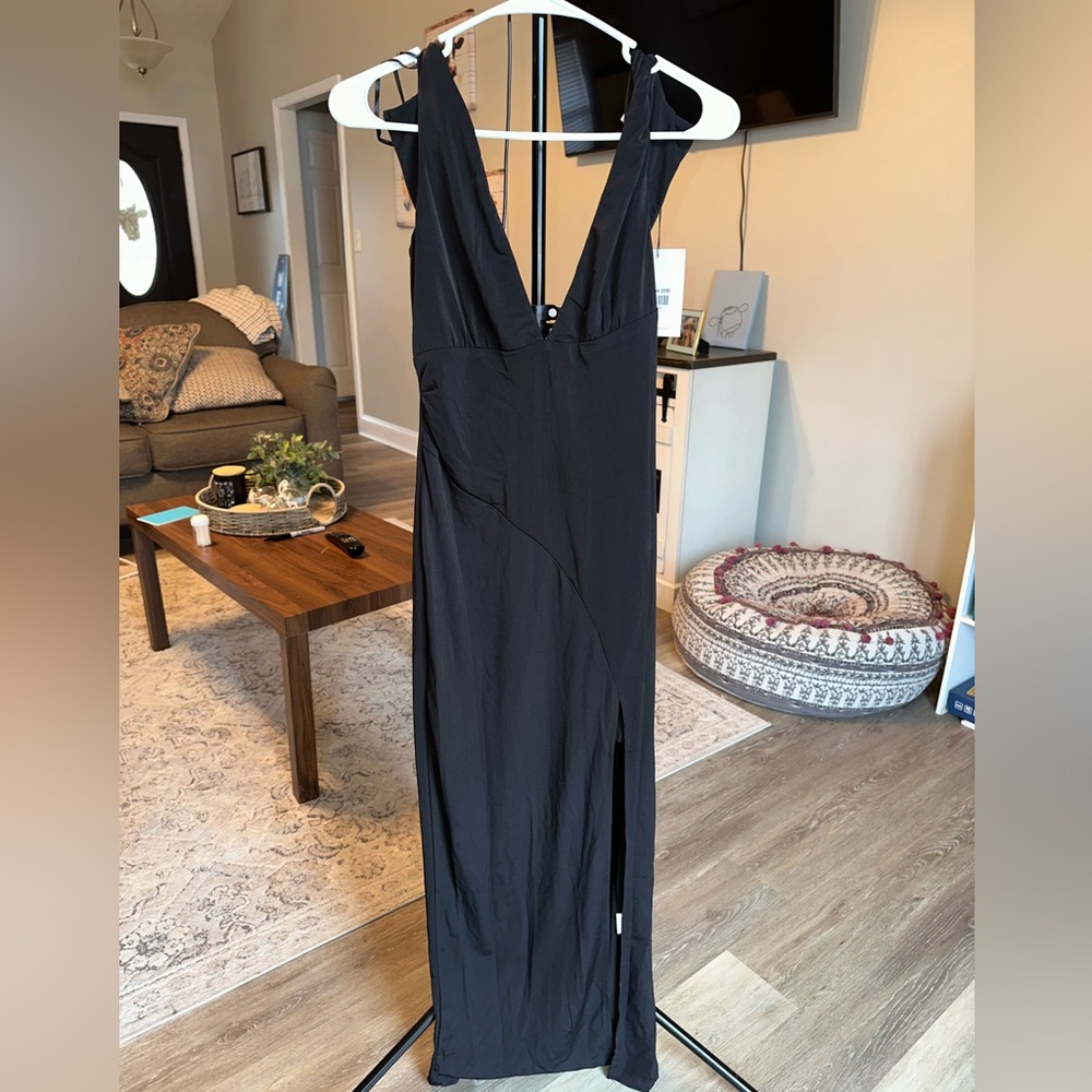 ❗️SOLD❗️Hello Molly “Late Night Texts Midi Dress”